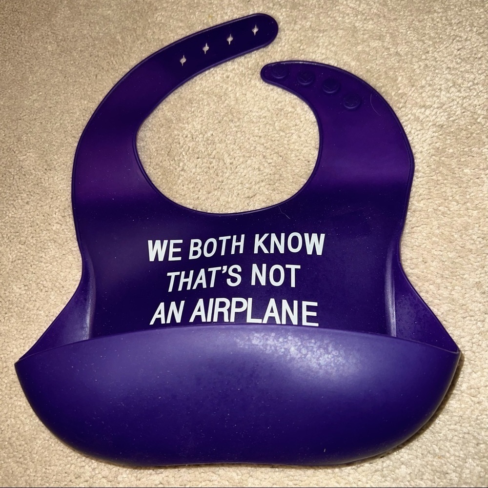 SILICONE “tongue in  cheek” bib  convenience and a clean floor